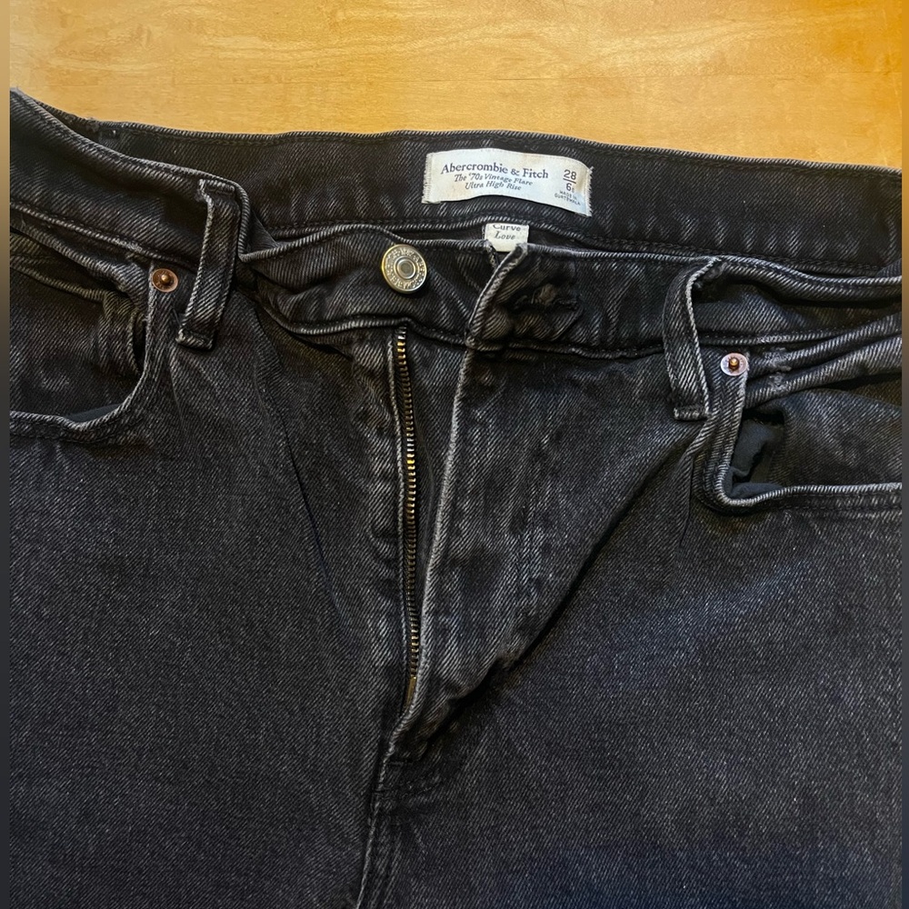 Abercrombie 70s Flare Jeans 28S Curve Love